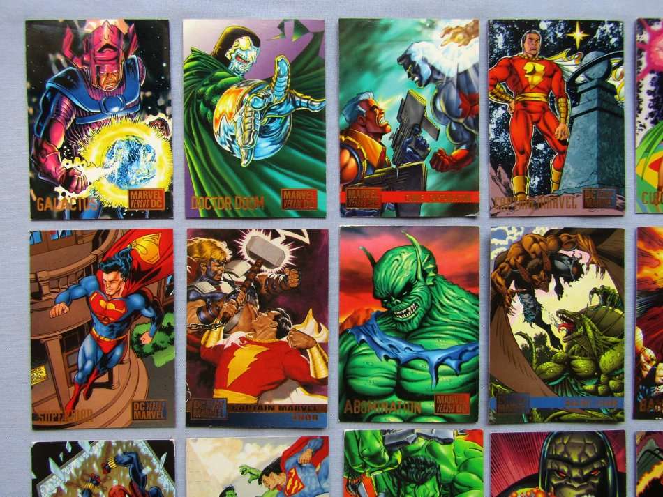 1995 Marvel Comics Versus DC Lot of 30 Base Set Trading Cards