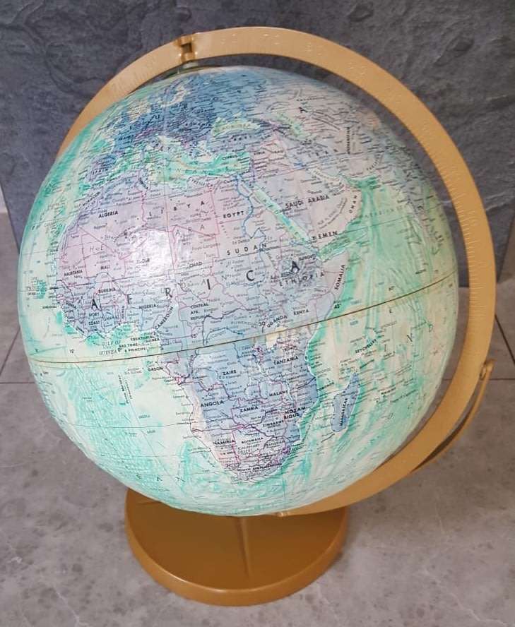 VINTAGE 12 INCH REPLOGLE WORLD OCEAN SERIES GLOBE