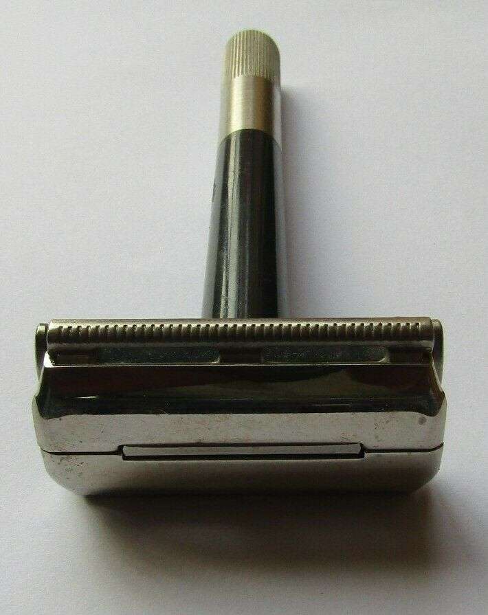 Vintage Made in England Safety Razor