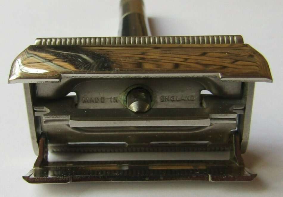 Vintage Made in England Safety Razor