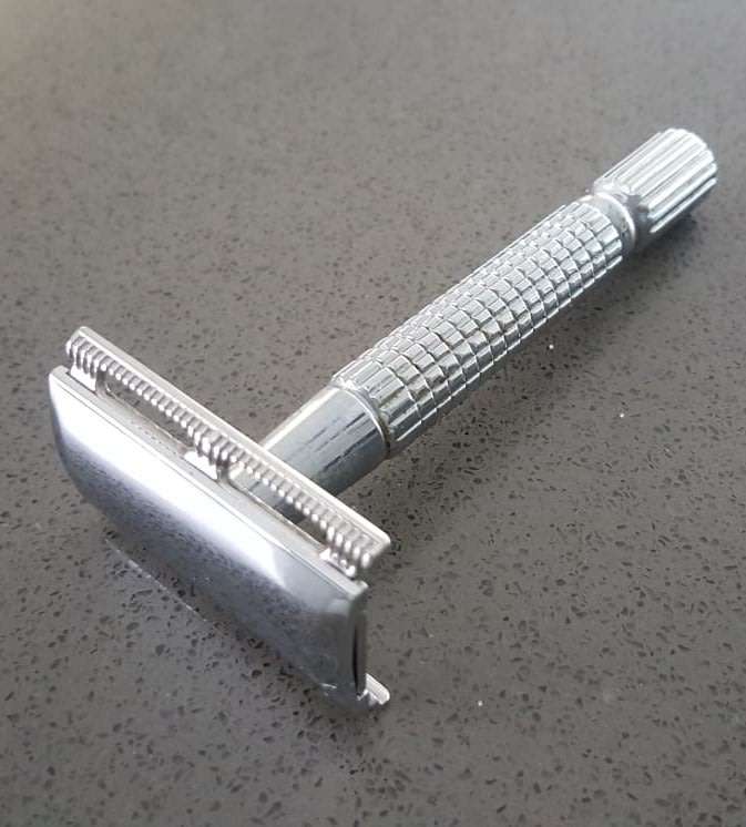 Vintage Metal Safety Razor