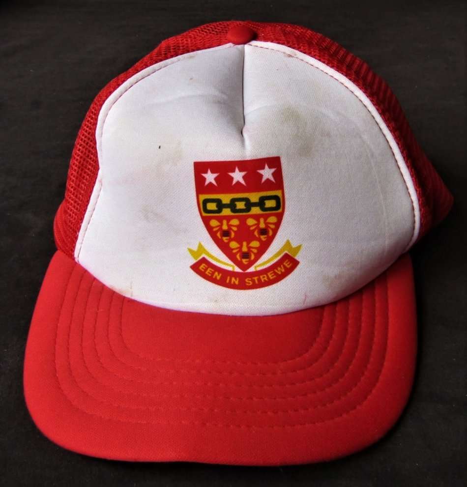 Old `Een in Strewe` Insignia Cap