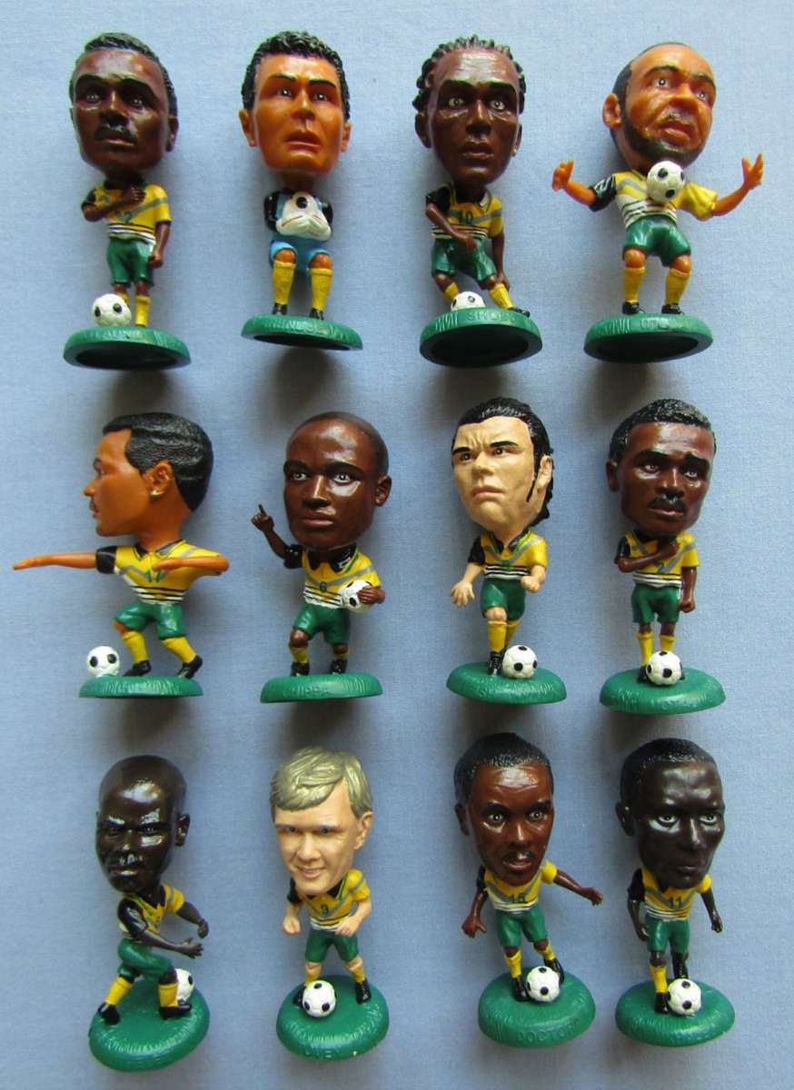 Lot of 12 Old SAFA Soccer Football Player Figures