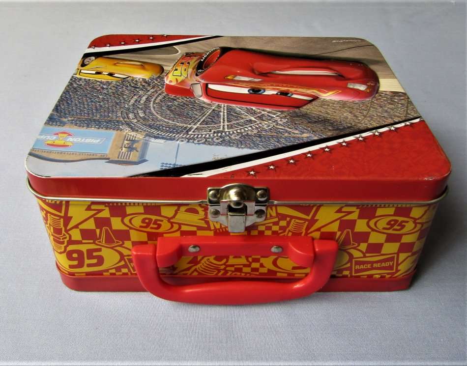 Lightning McQueen Pixar Cars Metal Lunchbox