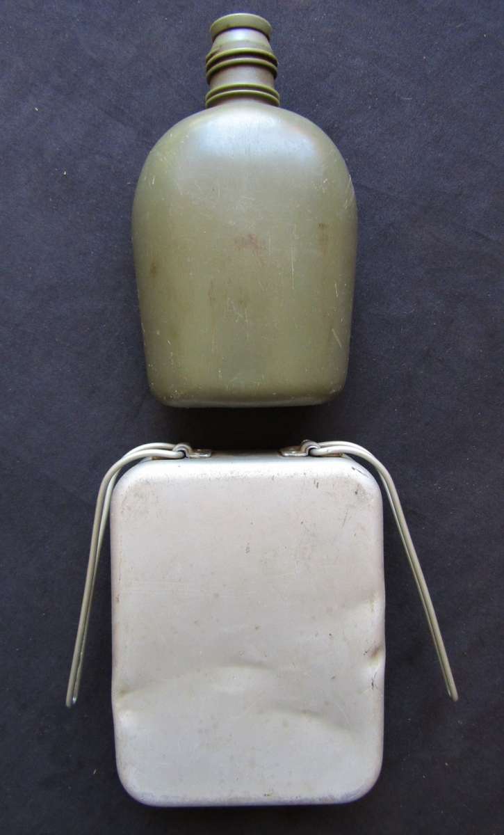 SADF Border War Metal Dixie Tin and Water Bottle