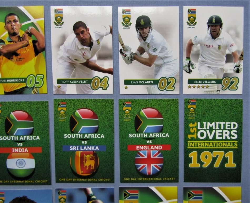 30 Trading Cards - My Players Big Ball Cricket (2014)