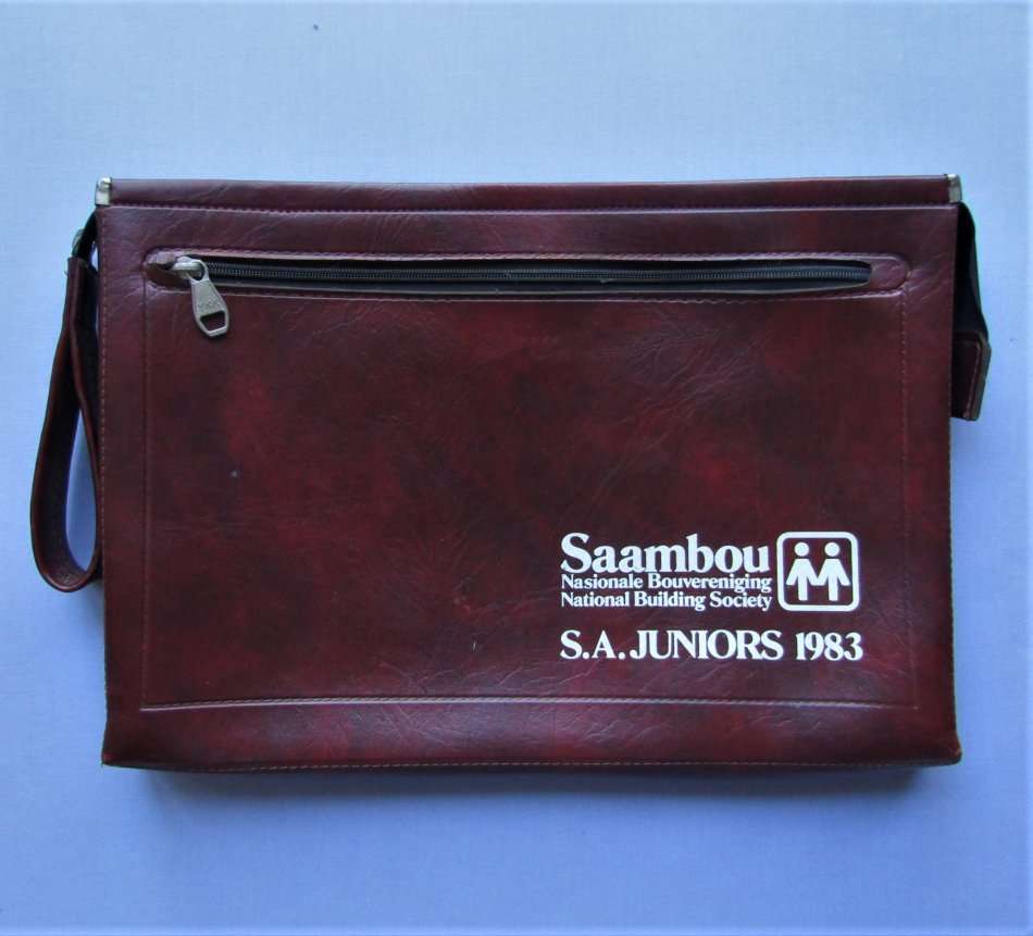 1983 SA Juniors Satchel Case