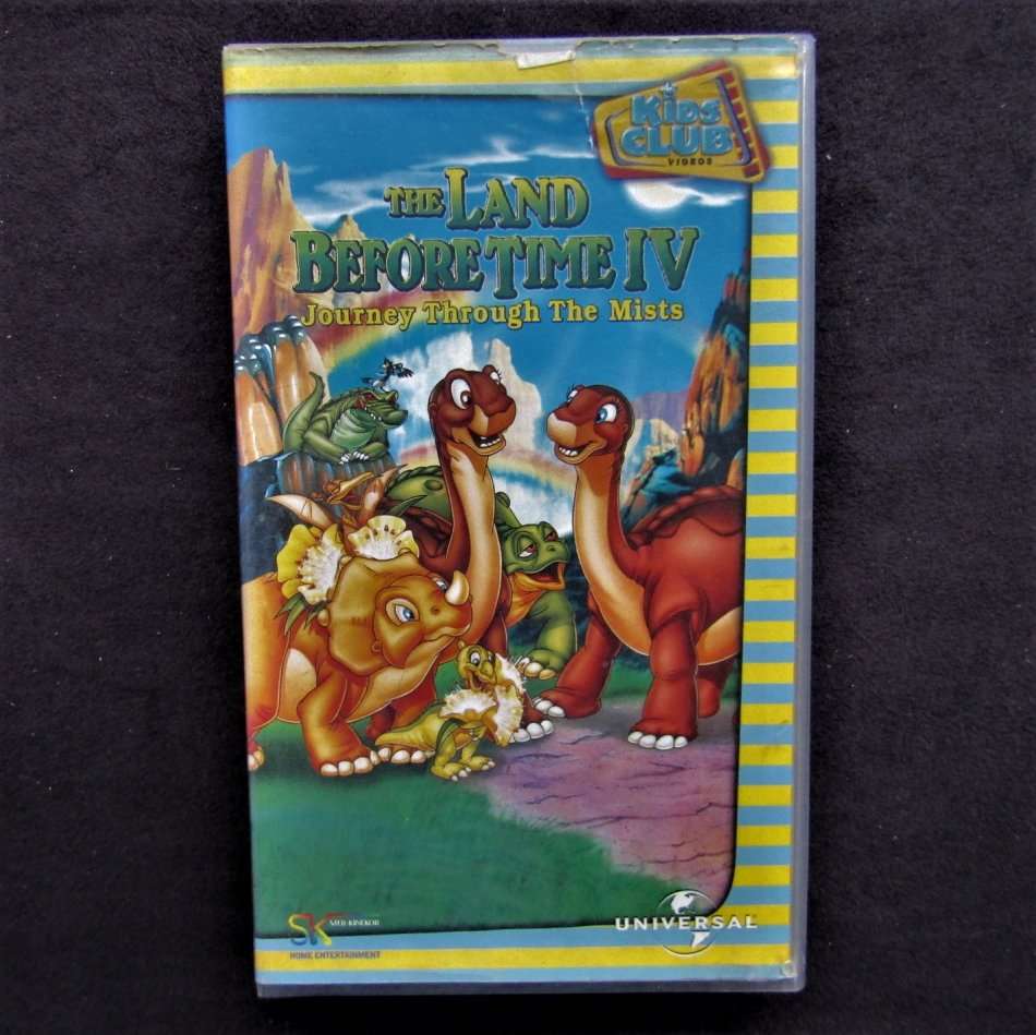 1995 The Land Before Time IV - VHS Video Tape