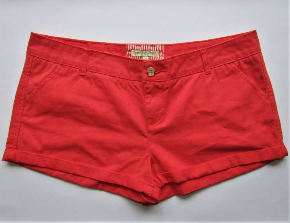 Cherokee Faded Red Denim Shorts - Size 14