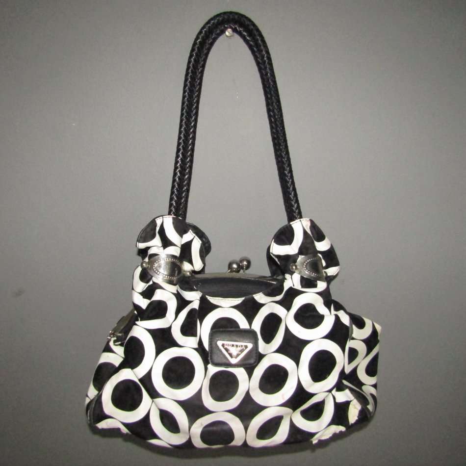 Vintage PRADA - Large Black and White Handbag