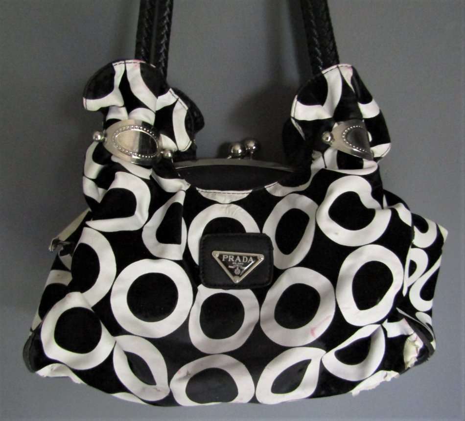 Vintage PRADA - Large Black and White Handbag