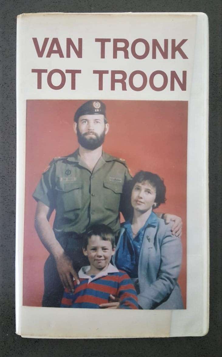 Van Tronk Tot Troon - Recce Wynand Du Toit - VHS Video Tape
