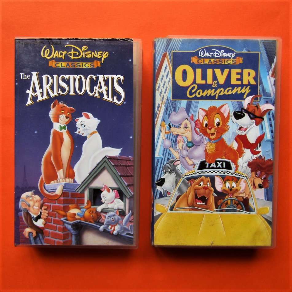Walt Disney Classics - Aristocats and Oliver & Company - VHS Video Tapes
