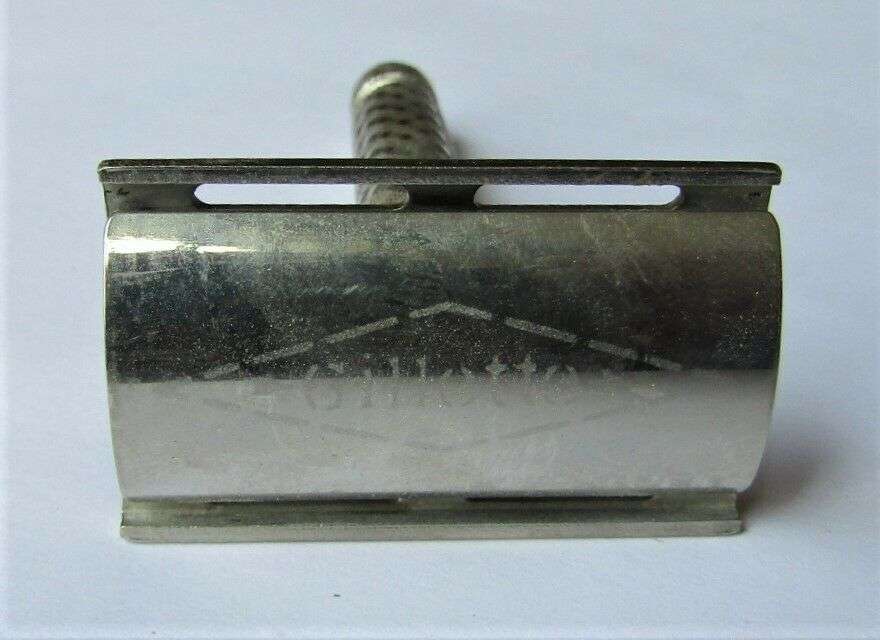 Vintage Gillette Made in England Safety Razor With Case