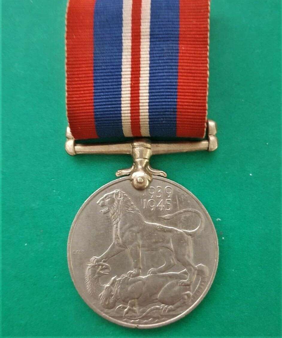 WW2 Full Size 1939-1945 War Medal - Named to C289210 W. OLIFANT