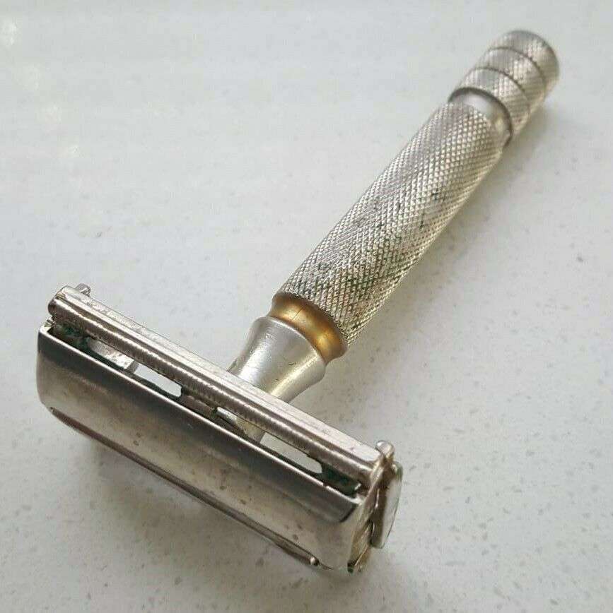 Vintage Gillette Made in England Safety Razor