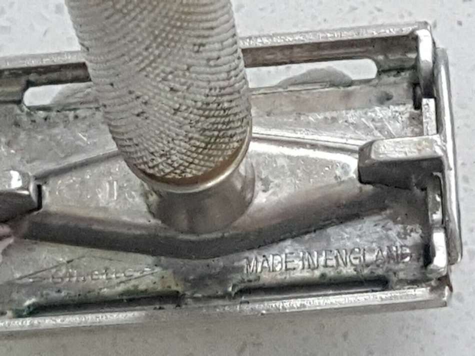 Vintage Gillette Made in England Safety Razor