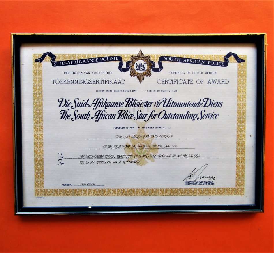 1982 SA Police Star for Outstanding Service Medal Award Certificate