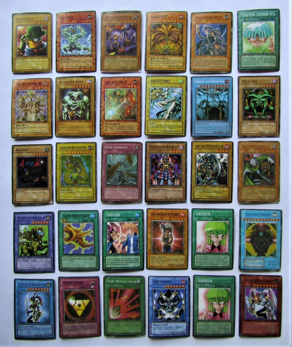 30 Old Yu-Gi-Oh! Trading Cards