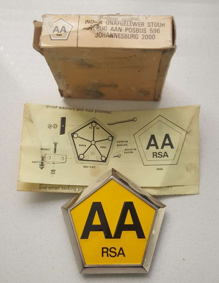 Vintage AA Car Bumper Badge in Original Box