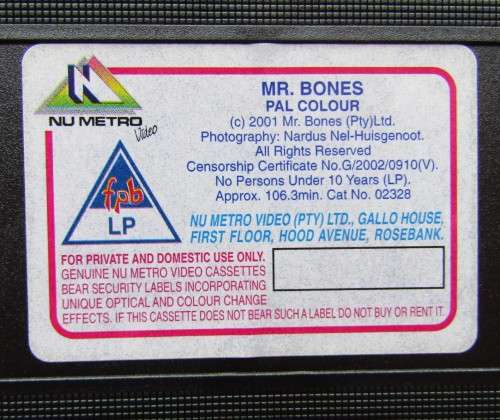 Mr. Bones - Leon Schuster - VHS Tape (2002)