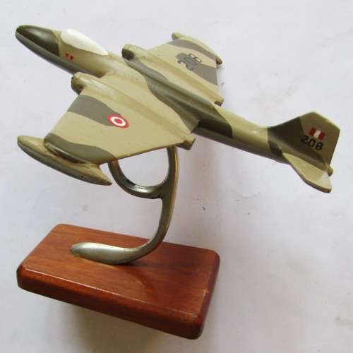 9 Squadron Metal Aircraft Model Desk Display