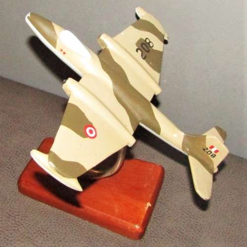 9 Squadron Metal Aircraft Model Desk Display