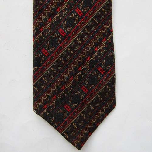 Yves Saint Laurent Designer Silk Neck Tie