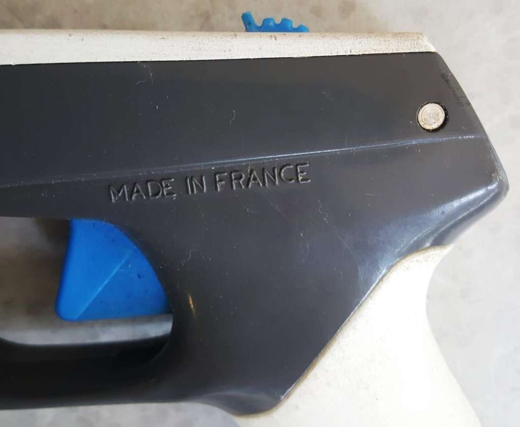 Old Made in France Beuchat Topshot Spear Gun