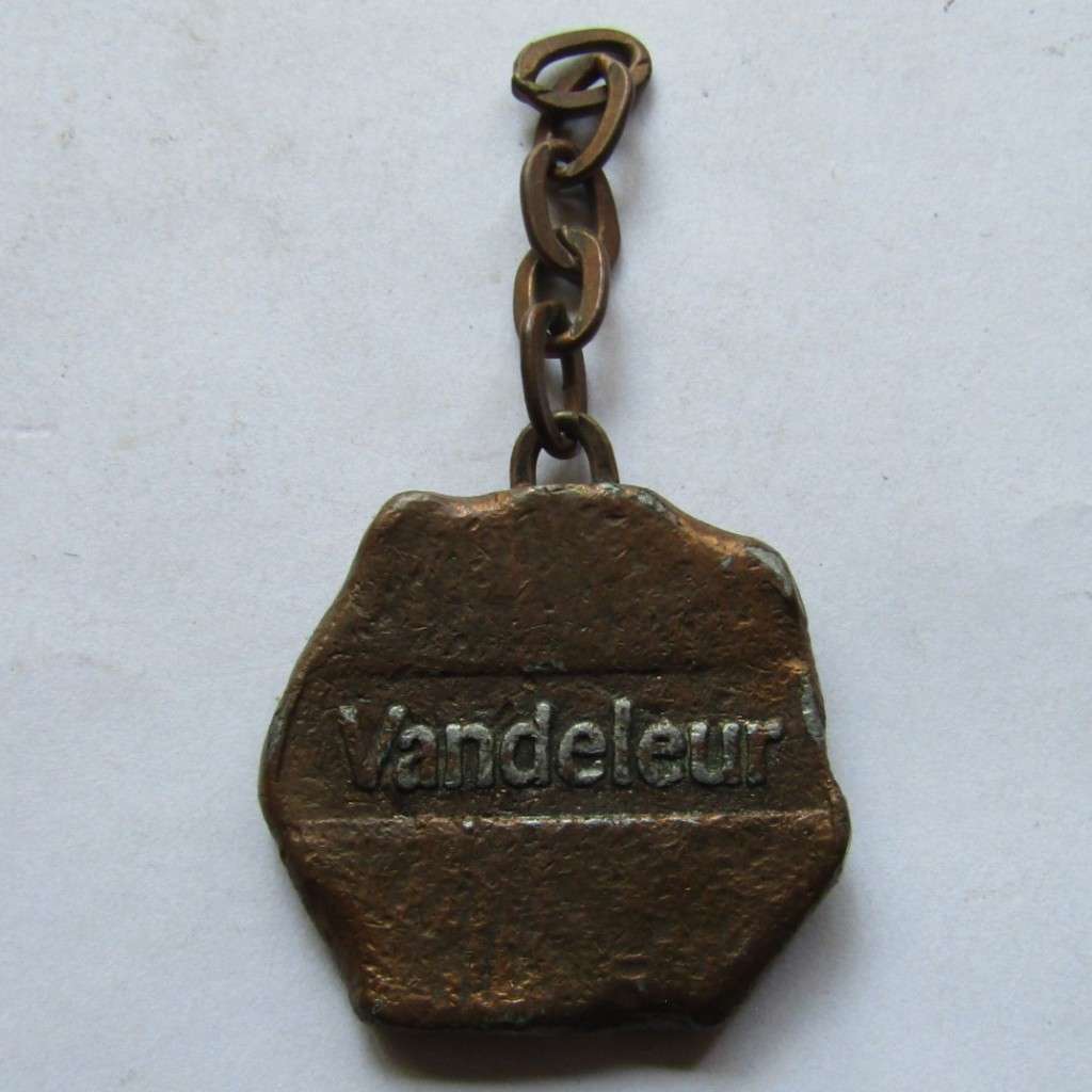 Old Vandeleur RSA De Luxe Keyring