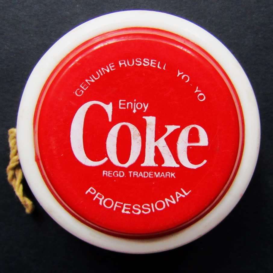 Vintage Coca Cola Genuine Russell Professional Yoyo