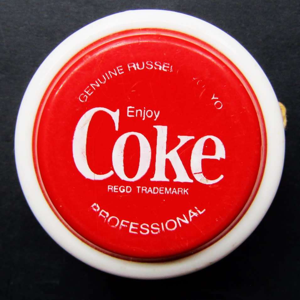 Vintage Coca Cola Genuine Russell Professional Yoyo