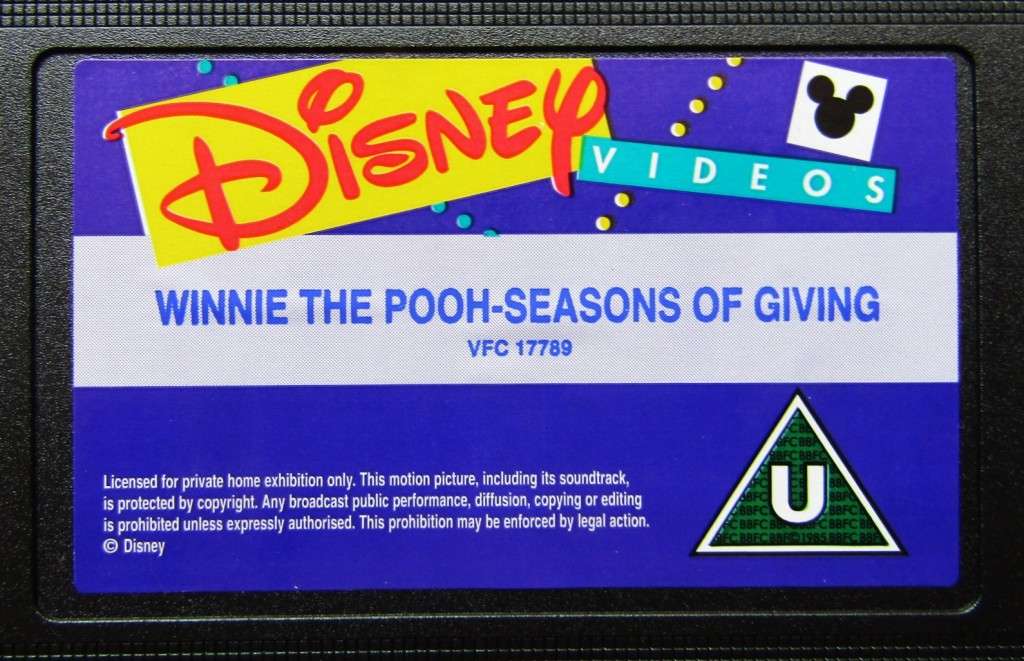 Winnie the Pooh: Seasons of Giving - England - Walt Disney VHS Video Tape