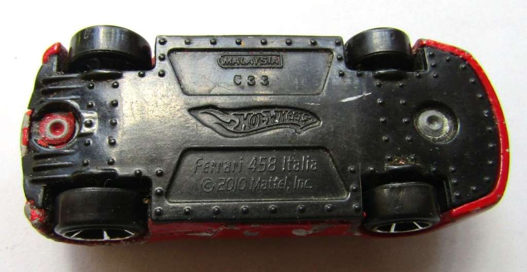 2010 Hot Wheels Ferrari 458 Italia