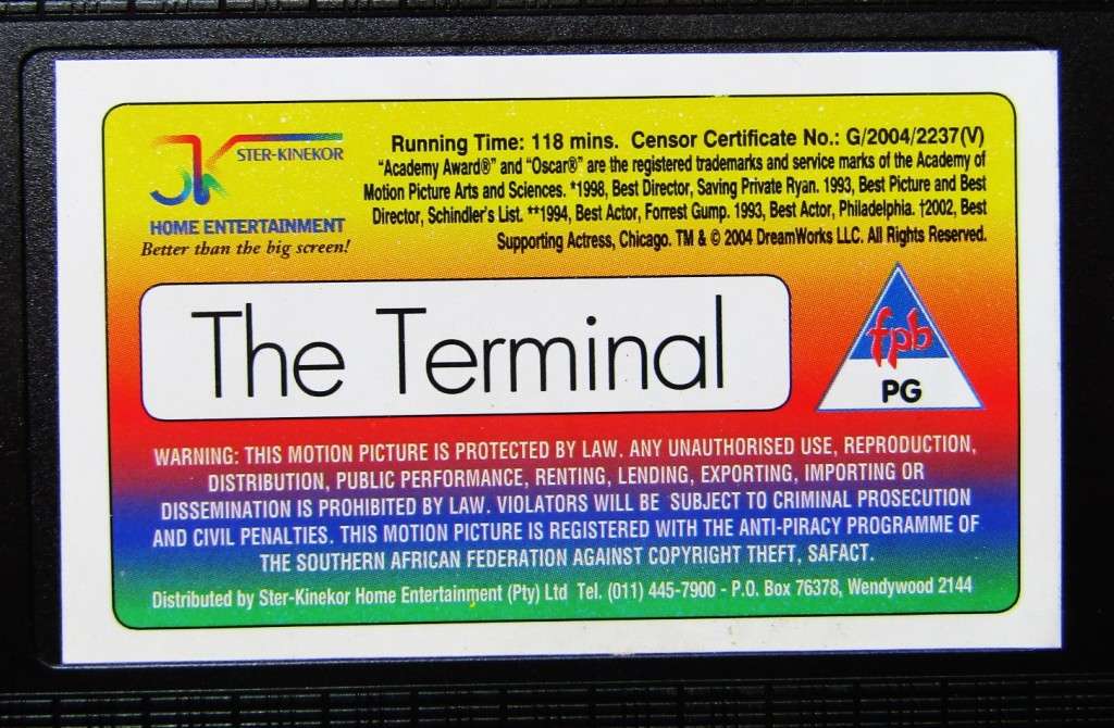 The Terminal - Tom Hanks - Movie VHS Tape (2004)