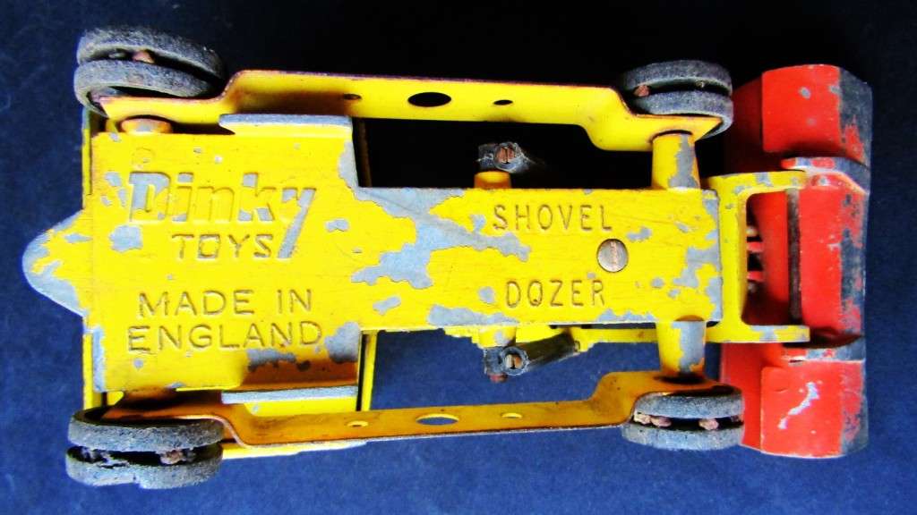 Old Dinky Toys Shovel Dozer