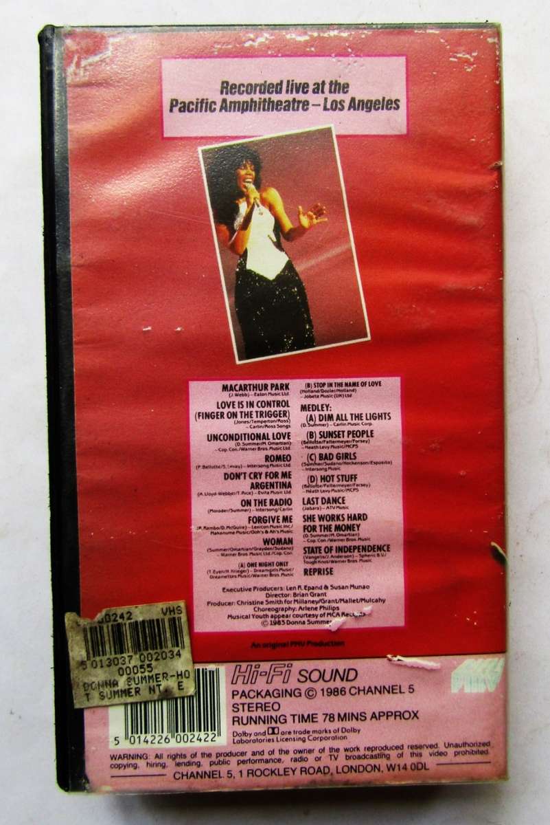 Donna Summer - A Hot Summer Night - VHS Video Tape (1986)