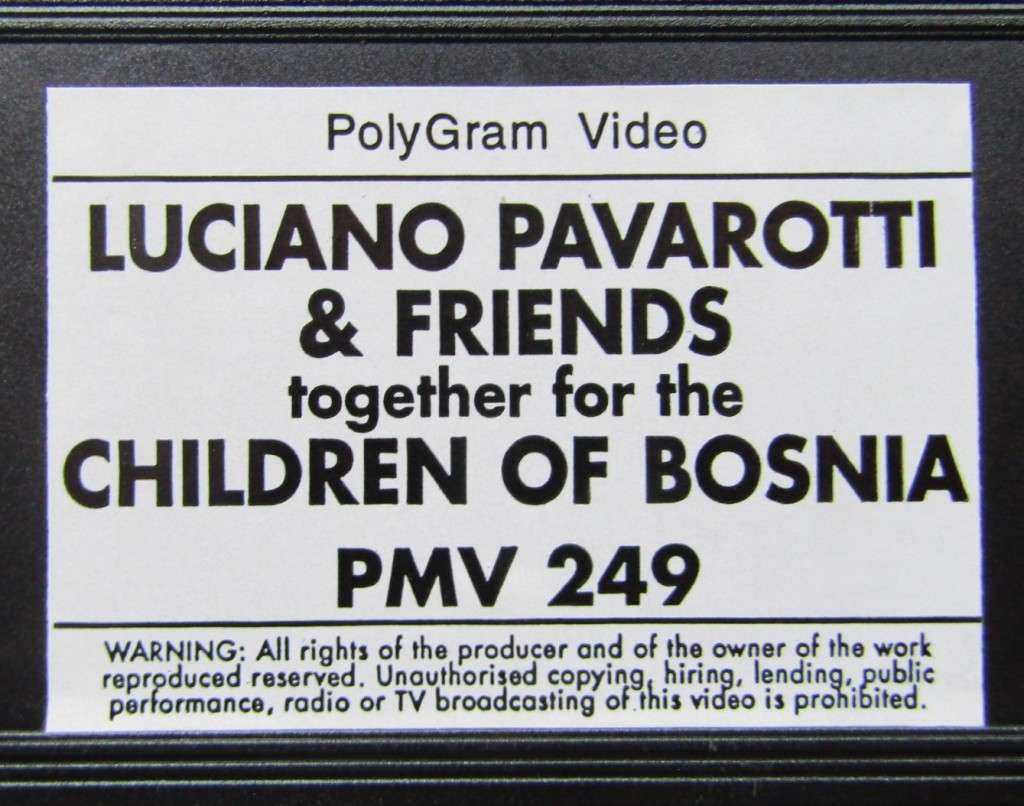 Pavarotti & Friends - VHS Video Tape (1996)