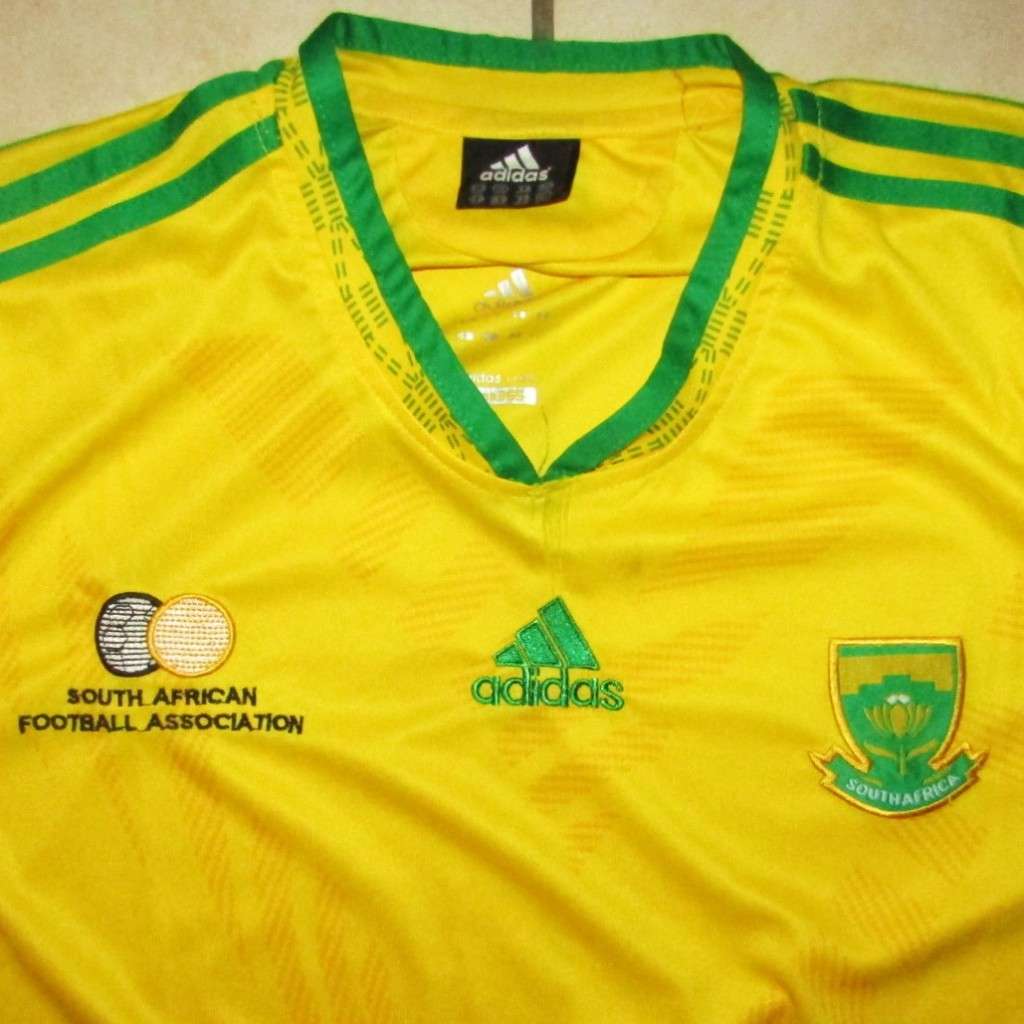 2010 FIFA World Cup SA Football Jersey - Large Size