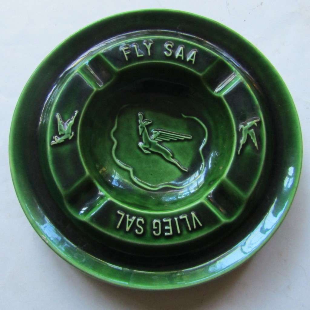 Large Old SAA Airways Flying Springbok Ceramic Ashtray