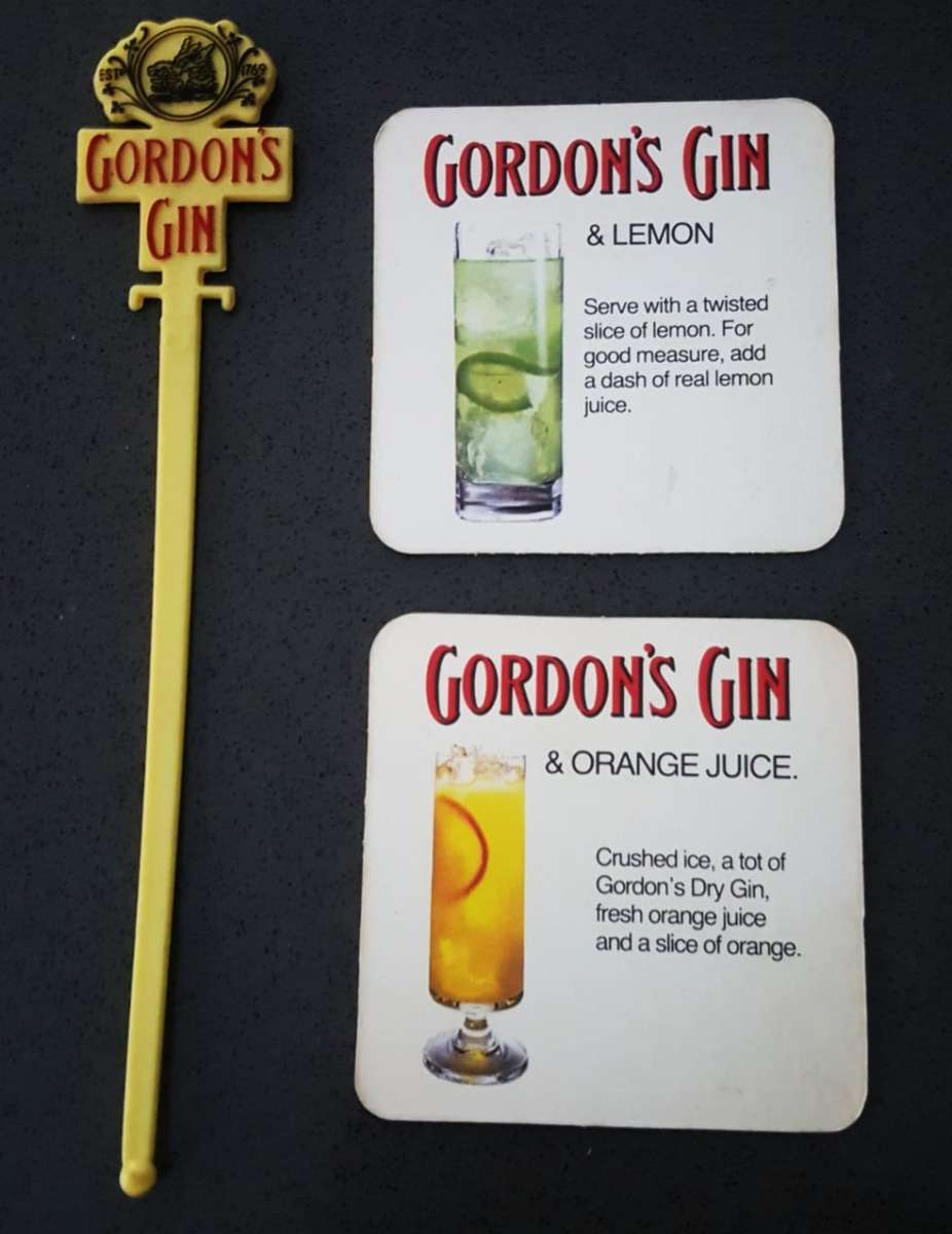 Old Gordon`s Gin Mixer and 2 Bar Coasters