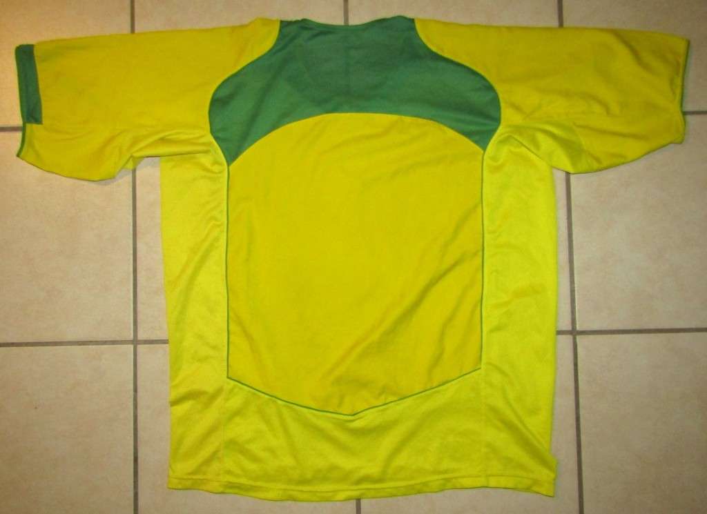 Old Nike Brazil Football Jersey - XL Size