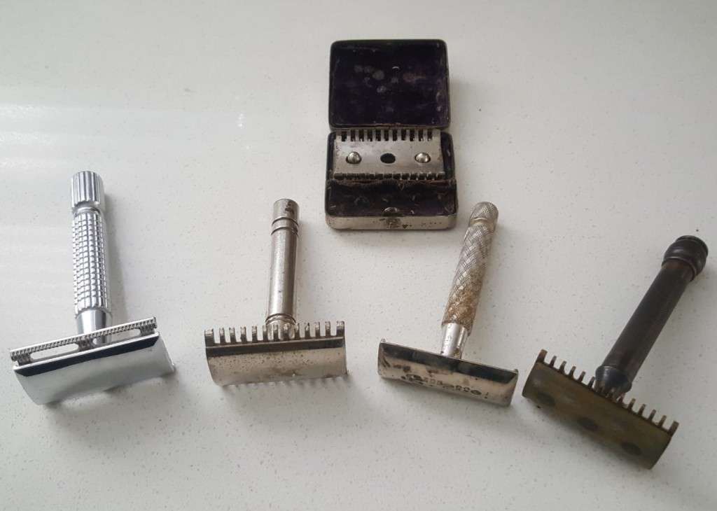 Lot of 4 Old Safety Razors