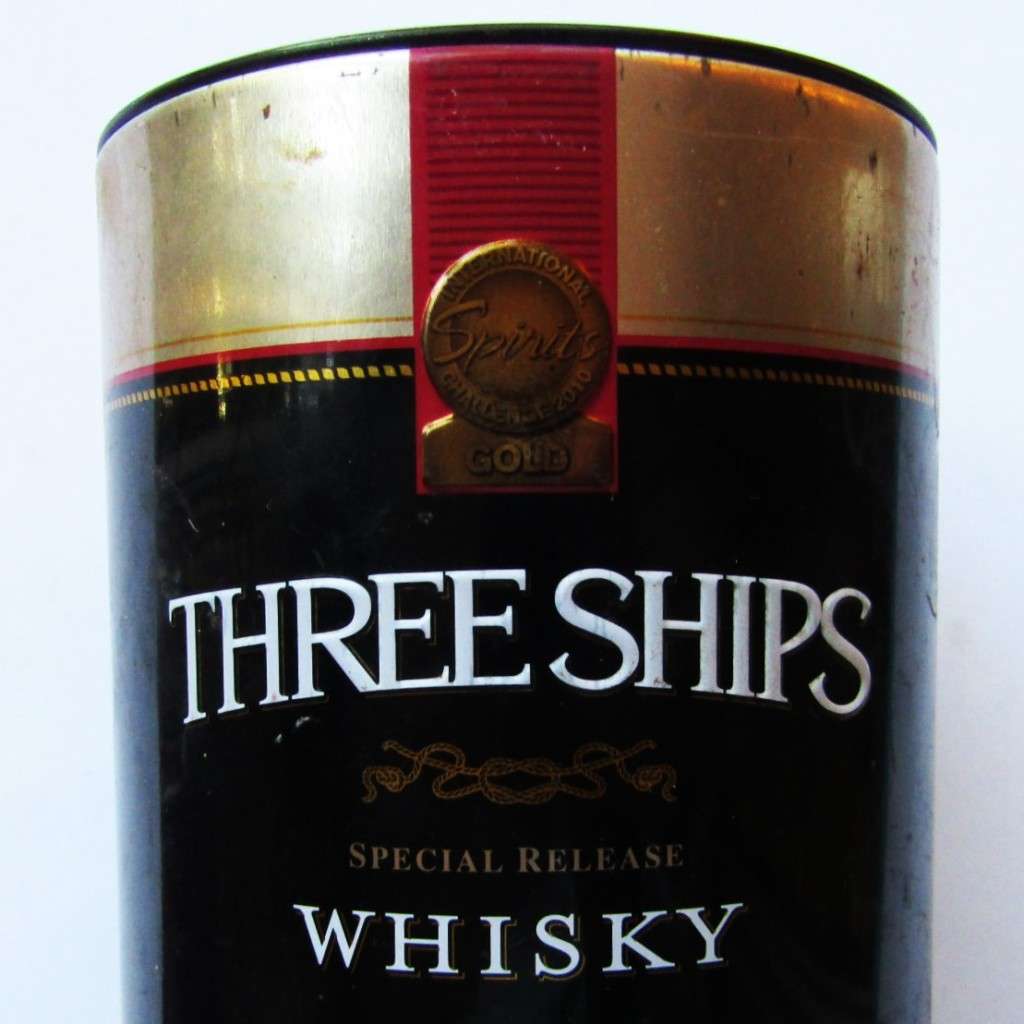 Old Three Ships Whisky Tin