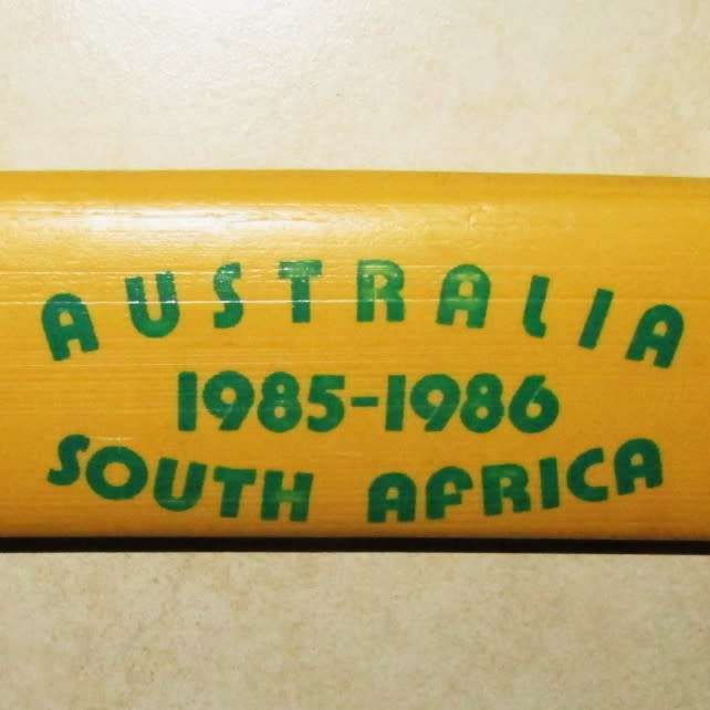 1986 Australia vs South Africa Large Plastic Cricket Bat