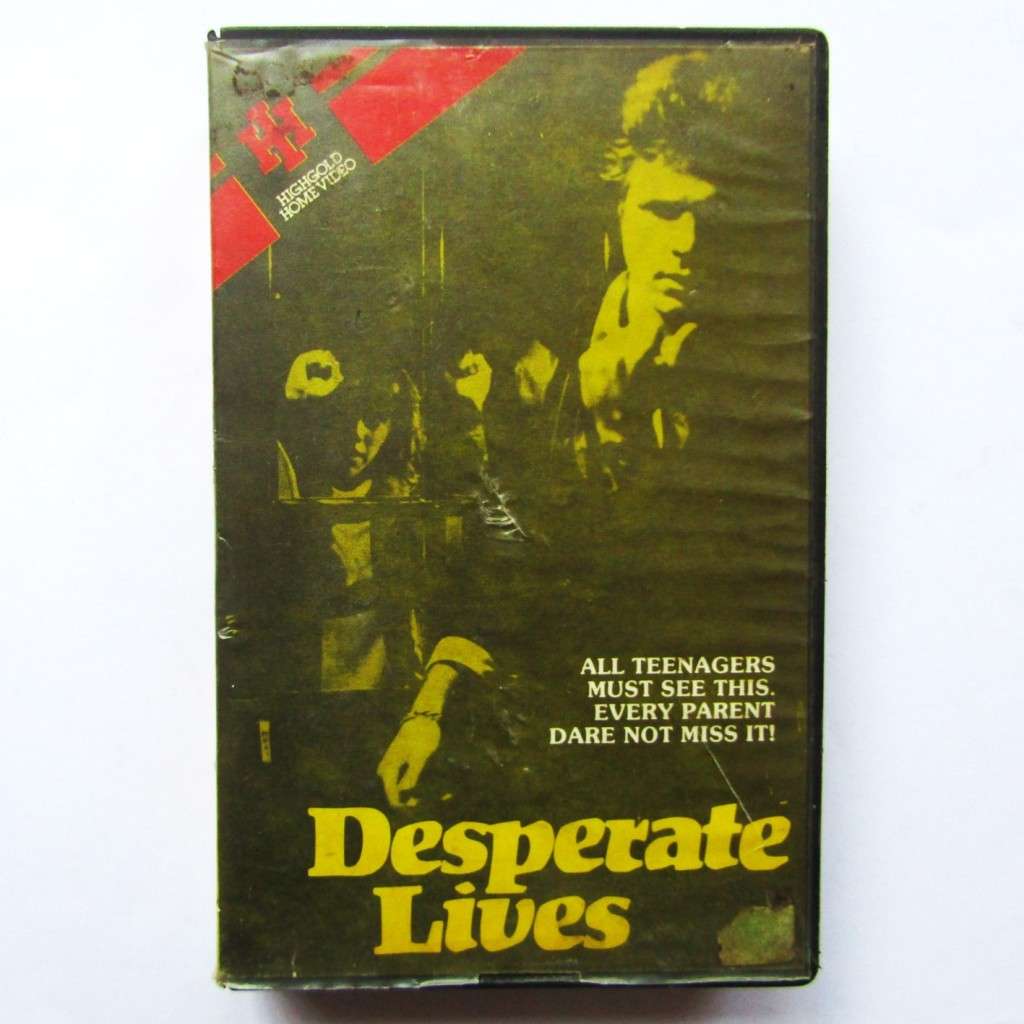 Desperate Lives - Helen Hunt - Movie VHS Tape (1982)