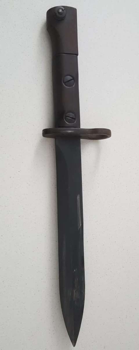 SADF S1 / Uzi Bayonet with Metal Scabbard