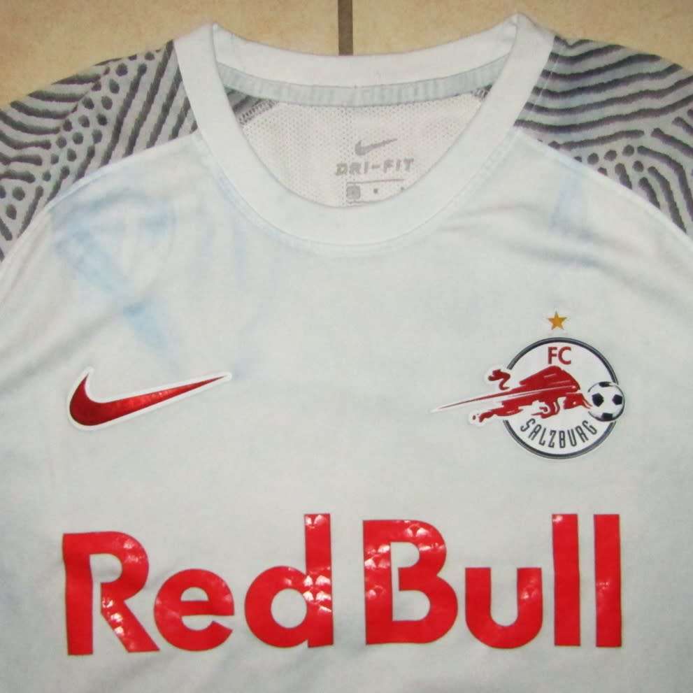 Old Nike FC Salzburg Football Jersey