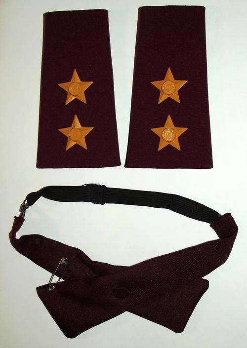 SADF Medics Lieutenant Rubber Shoulder Rank Pair + Bowtie