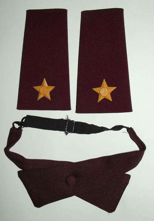 SADF Medics 2nd Lieutenant Rubber Shoulder Ranks + Bowtie